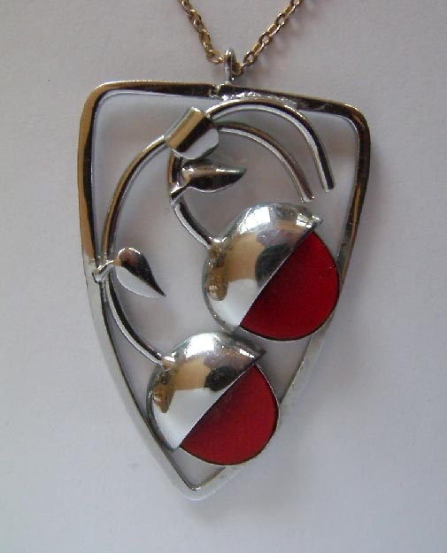 1920's-30's Art Deco necklace chromed pendant